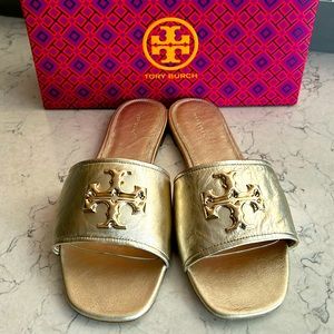 NWOT Tory Burch slides. Box included is from a different Tory Burch shoe.